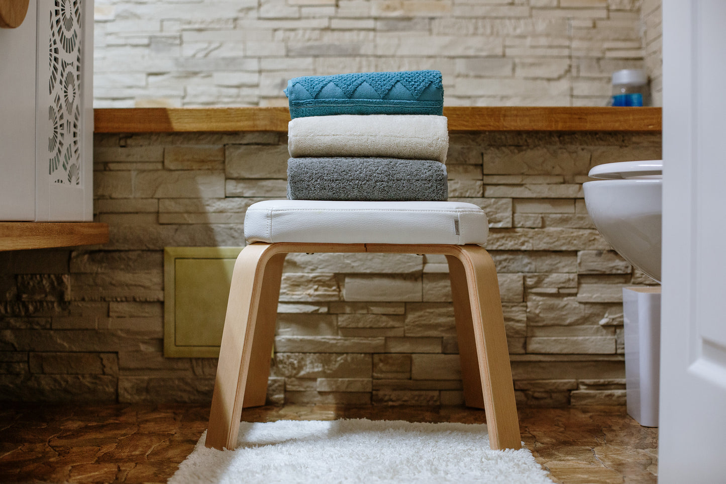 HVIT PUTE OG NATUR BEIN